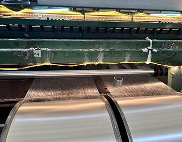 Machines à non-tissés à couture