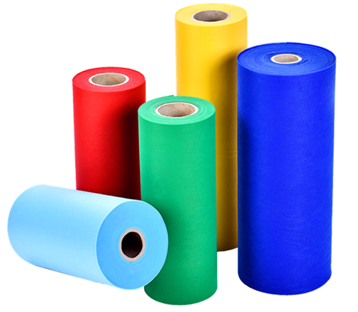 Les applications des tissus non tissés sont multiples : la polyvalence au service de l’innovation