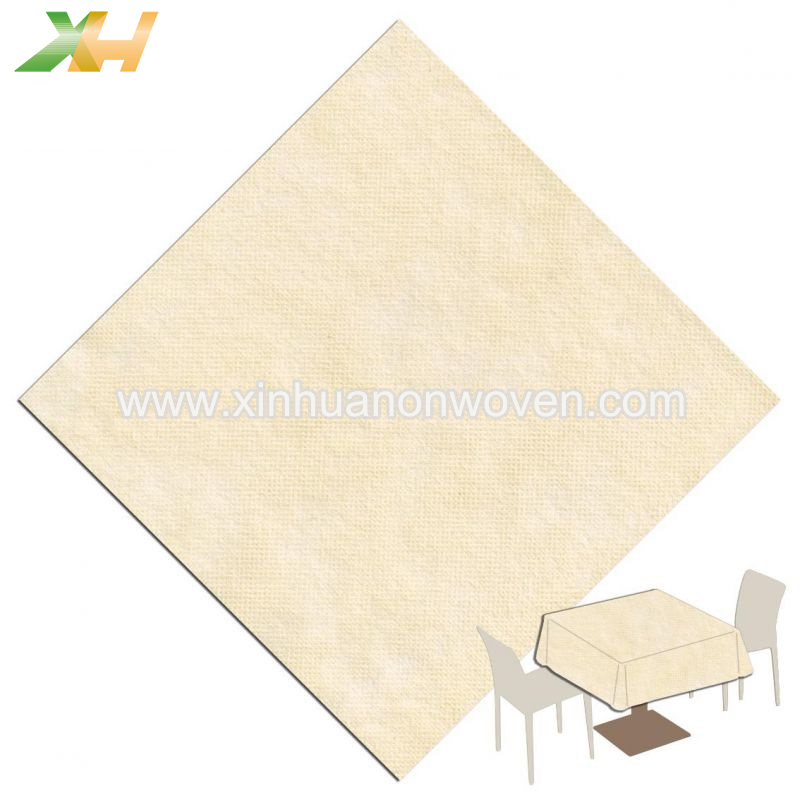 Quel type de tissu est le plus adapté à la confection de nappes ?